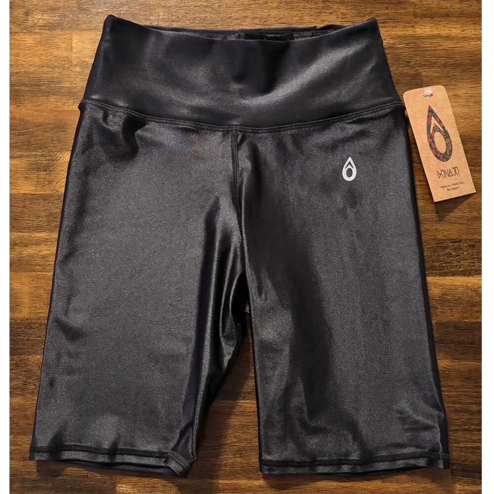 Dona Jo Women’s Size 2 Large Shorts Biker 8” Inseam Pull On Compression Shine